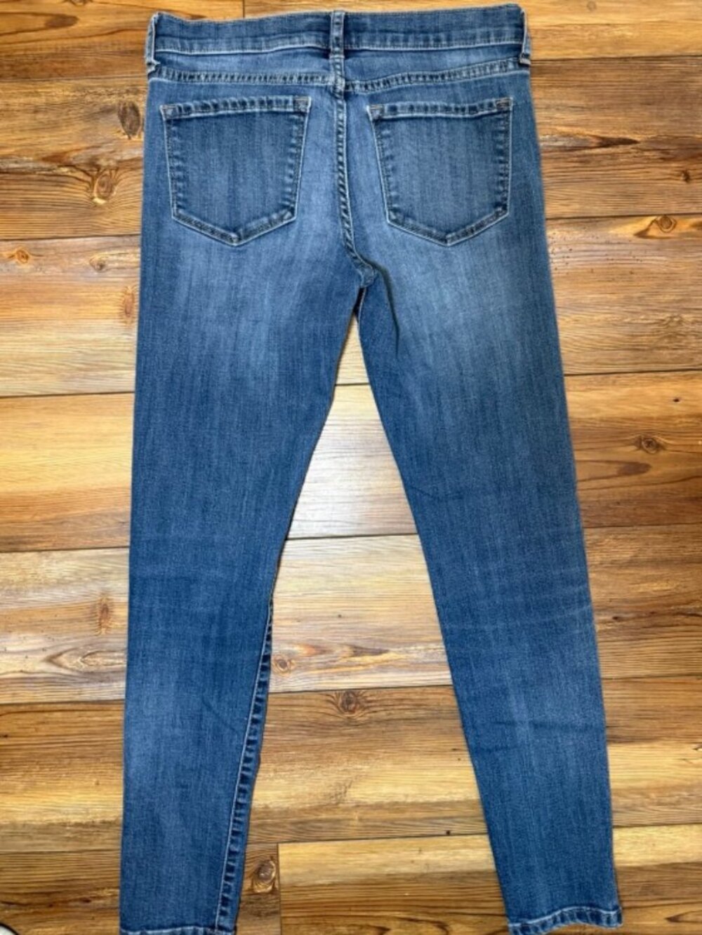 Banana Republic Womens 26/2 Skinny Jeans Medium Wash Stretch Denim Classic Fit - Picture 2 of 4